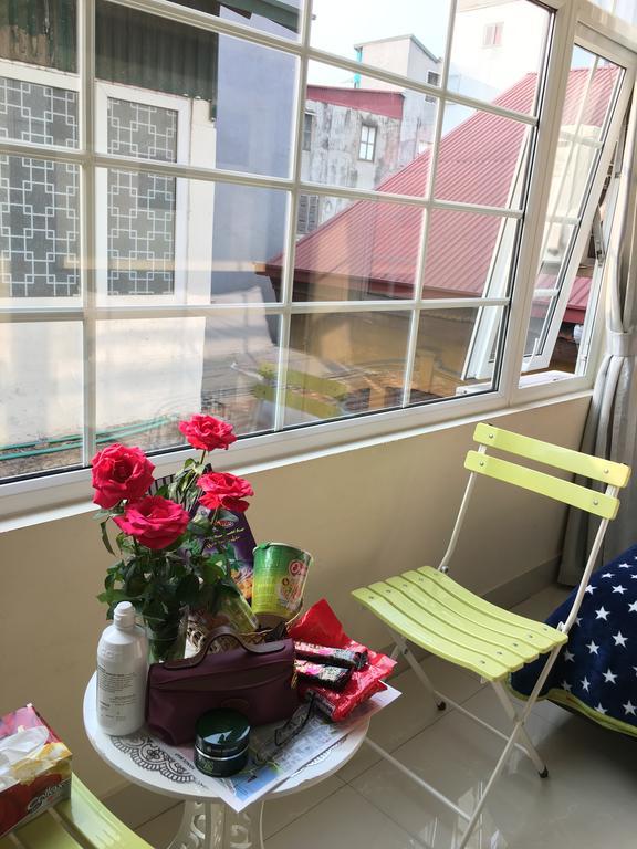 An Family Homestay Hanoi Buitenkant foto